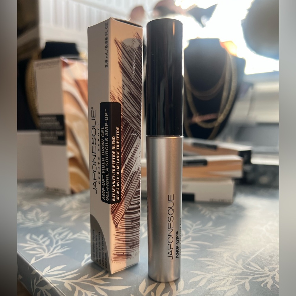 Japonesque Amp-Up Fiber Brow Gel shade light - Picture 2 of 2